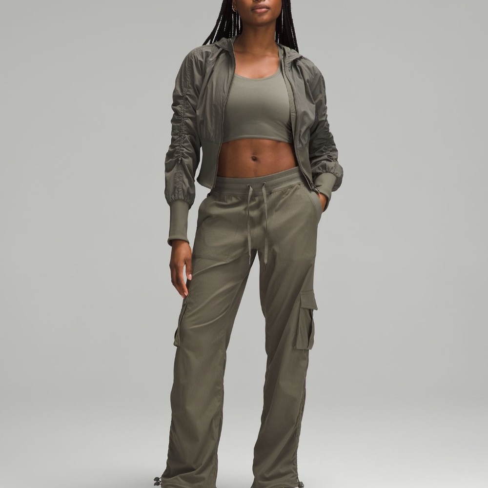 Lululemon Relaxed-Fit Mid-Rise Dance Studio Cargo Pants, New without tags.